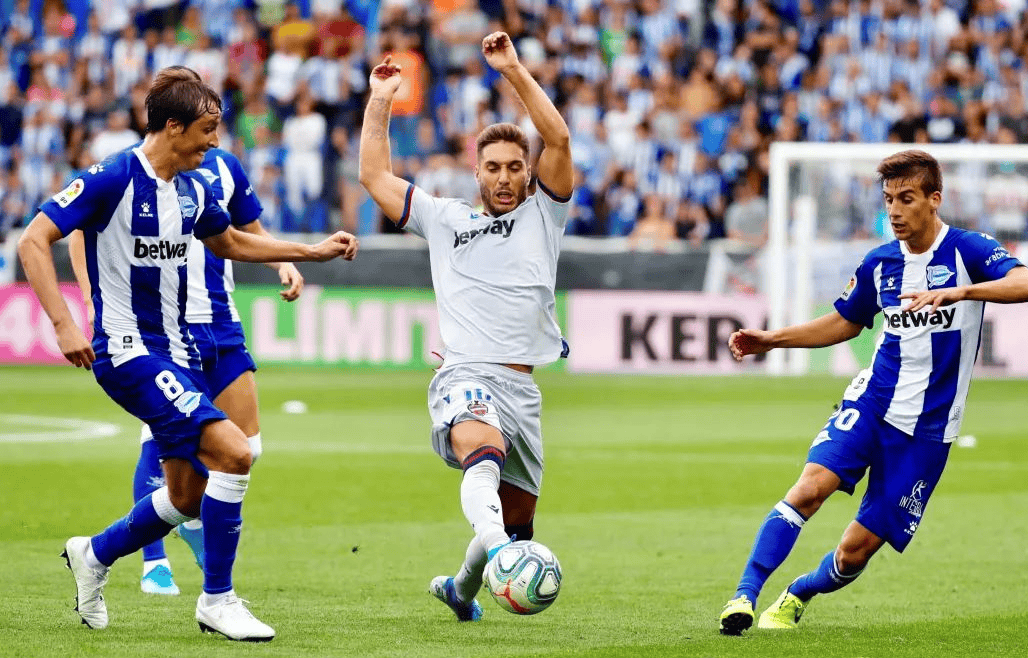 AG亚游app下载-塞维利亚主场大胜,保持全胜状态吗